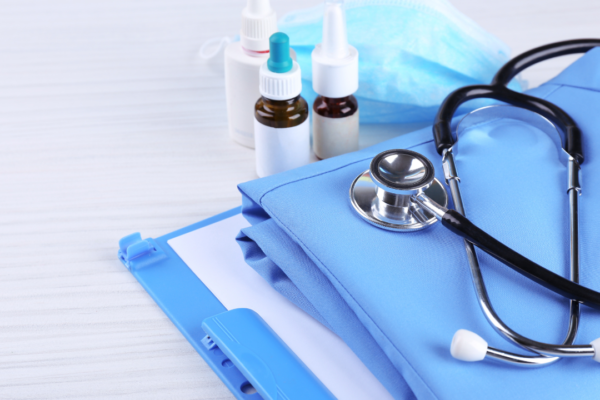 La profesión médica analiza el Anteproyecto de la Ley de los medicamentos y productos sanitarios